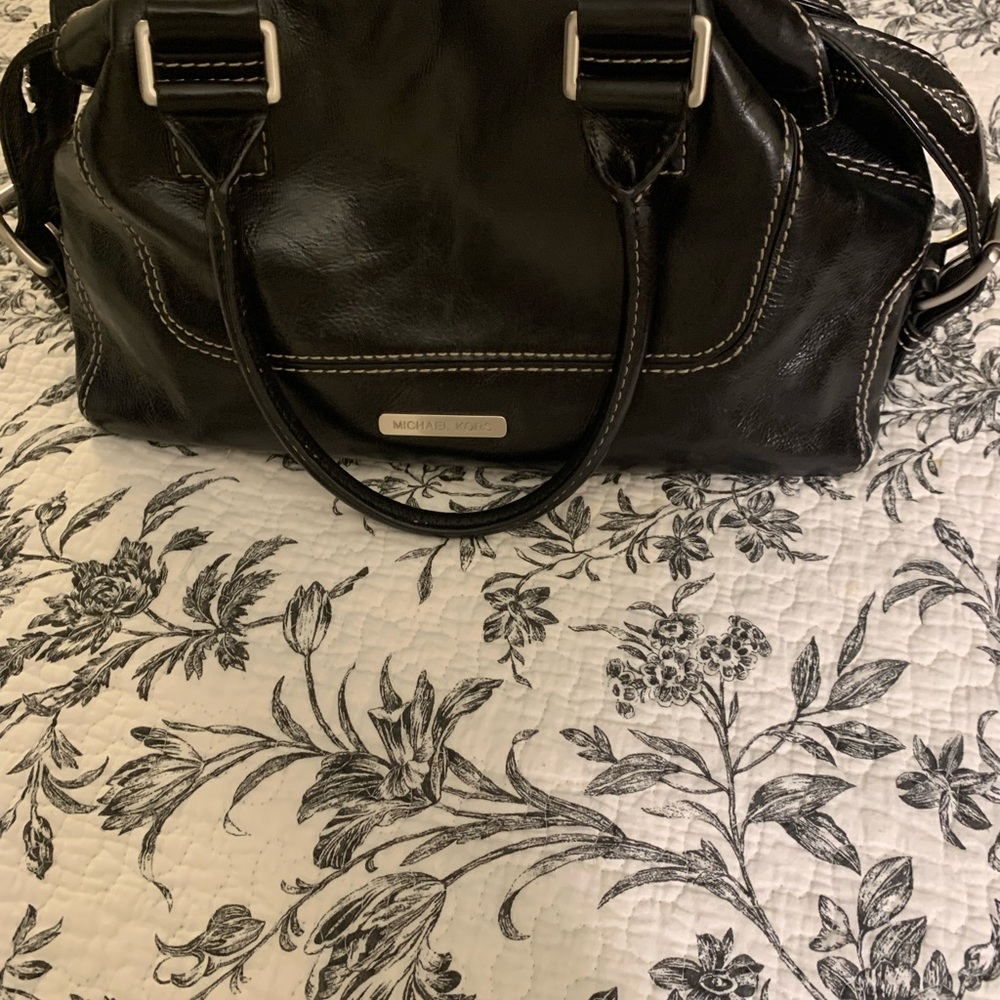 Michael Kors Bags Michael Kors Bag Leather Good Condition